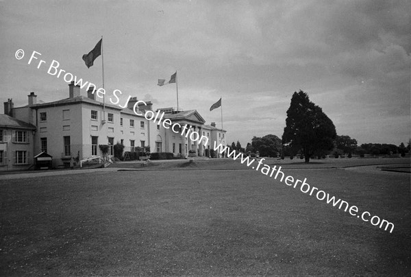 ARAS AN UACHTARAIN HOUSE FROM S W